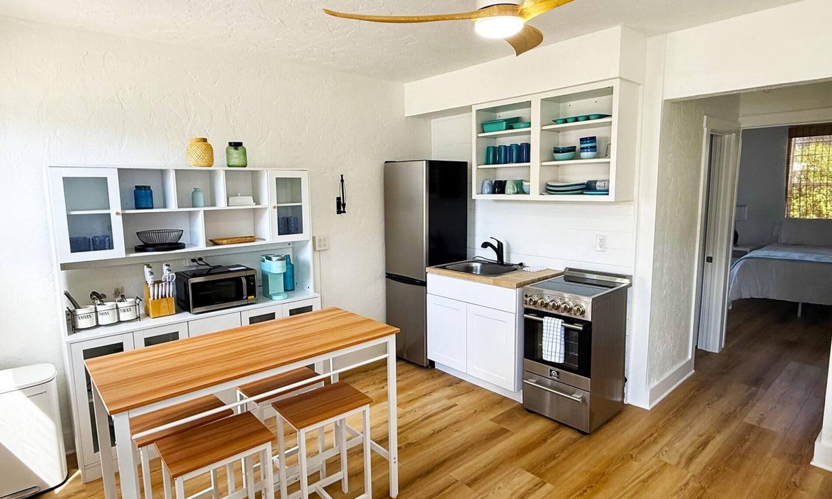 Golden Beach Apartment | Venice Villas 1BR – King & Bunks Sleeps 4