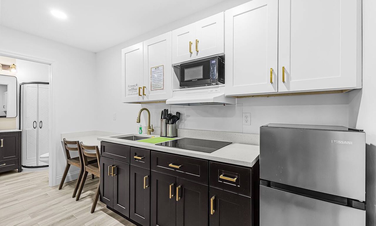 Tice Hotel | Veras Inn & Suites