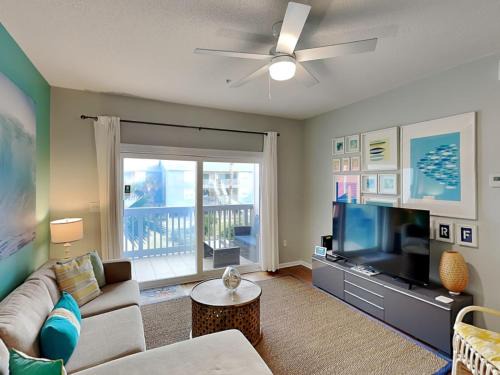 Pensacola Beach Apartment | Villas on the Gulf #J5