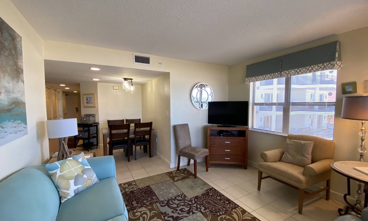 Belle Vista Resort | Vistas on the Gulf - Unit 301