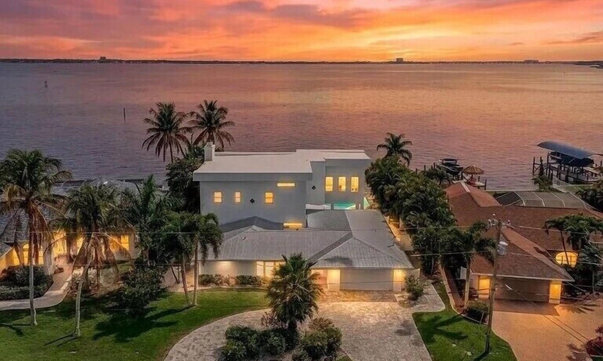 Caloosahatchee Villa | VRCC Villa The River