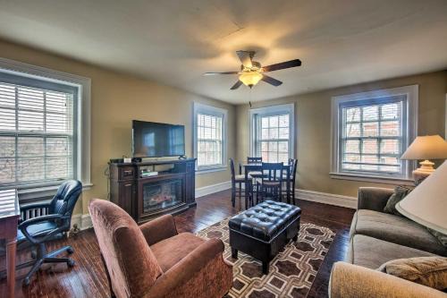 Reading Apartment | Walk to Shops, Dining & City Park: Reading Apt