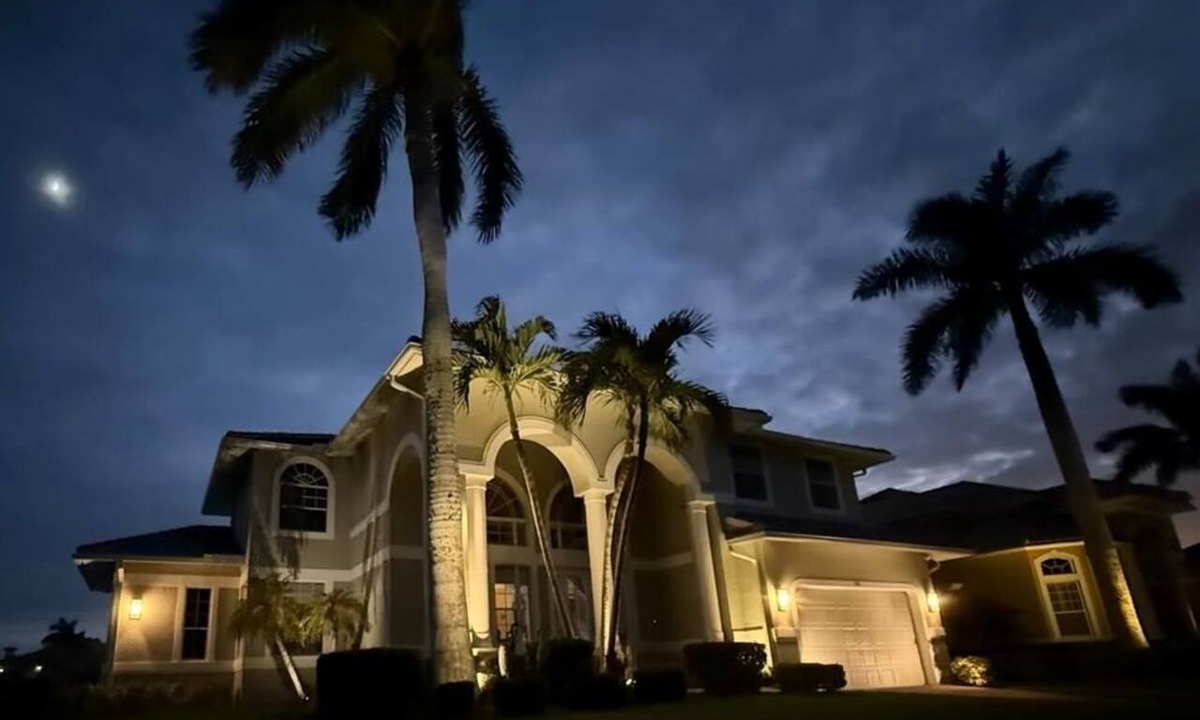 Marco Island House | Waterfront 5BR retreat with heated pool in Marco Island