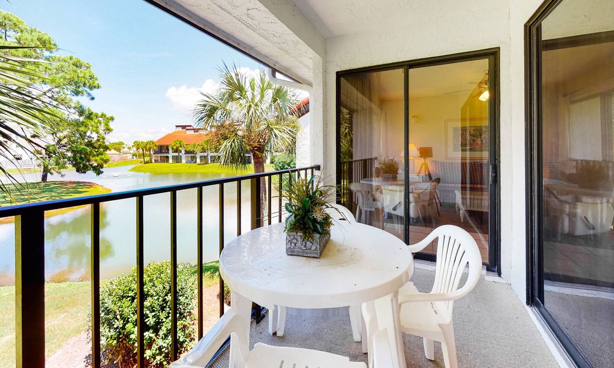 Panama City Beach Condo | Waterfront Condo with Shared Pool, Hot Tub, Only Moments from Beach