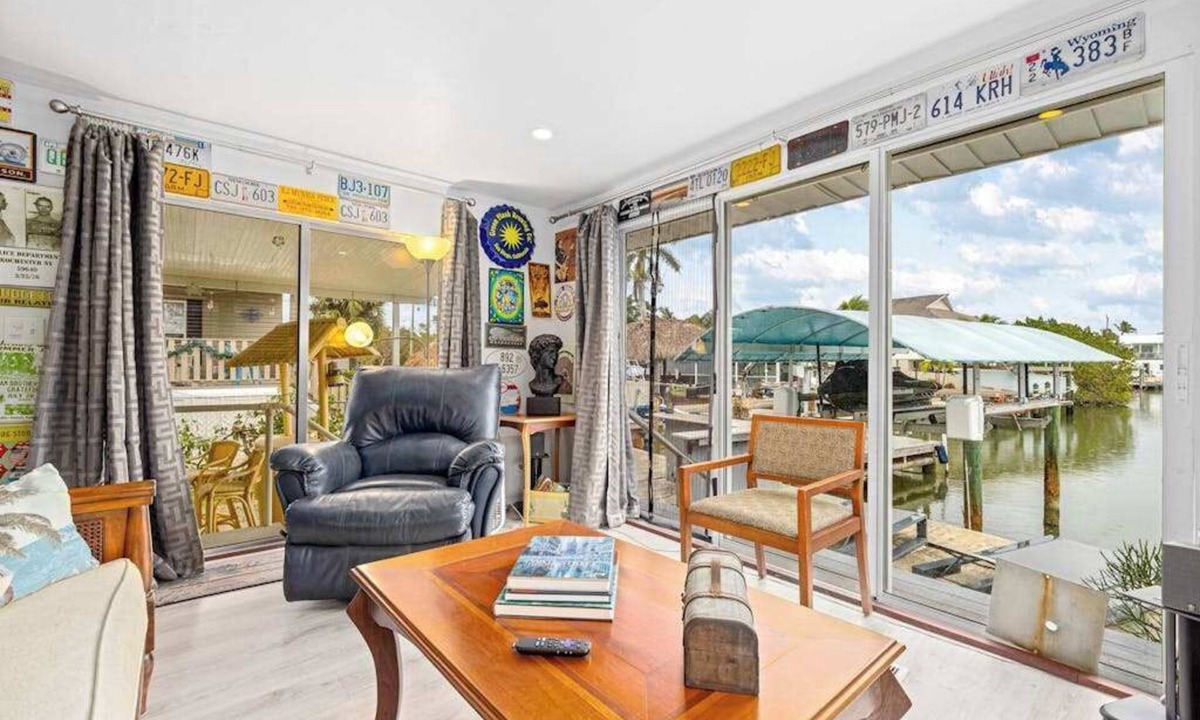 Goodland House | Waterfront home with kayaks, washer/dryer & fast WiFi