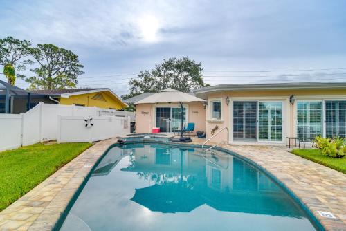 Anona House | Waterfront Largo Home w/Canal Access + Boat Dock