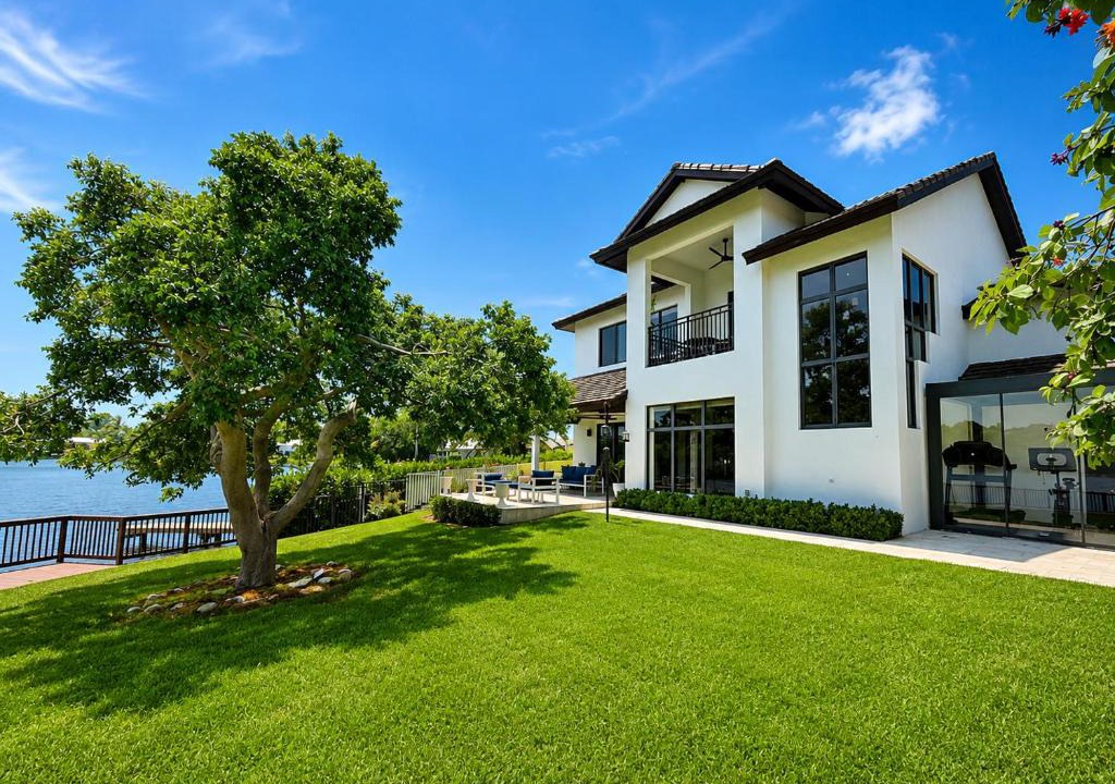 Lake Worth Villa | Waterfront Luxury Pool Gym I Spa I Smart Home