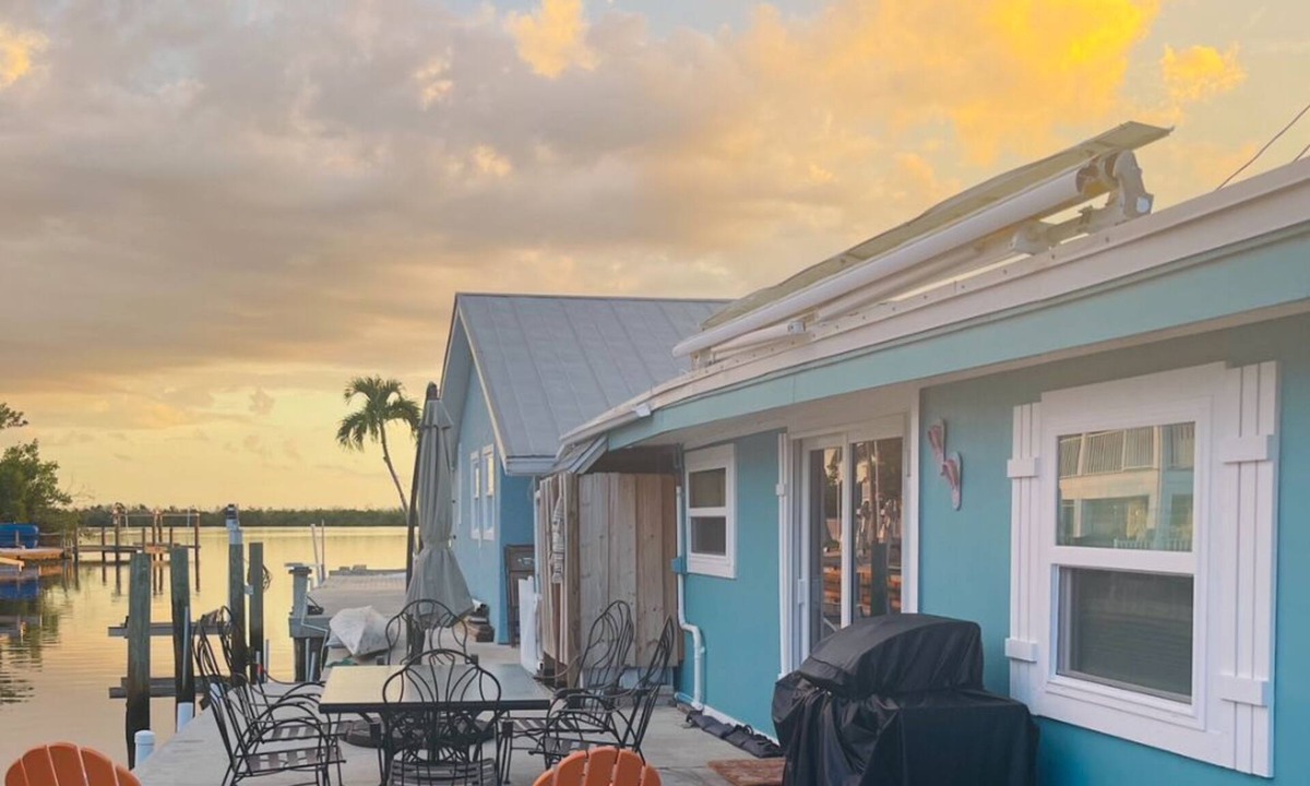 Matlacha Cottage | Waterfront Matlacha Cottage with Dock, Gorgeous Sunsets & Fishing!