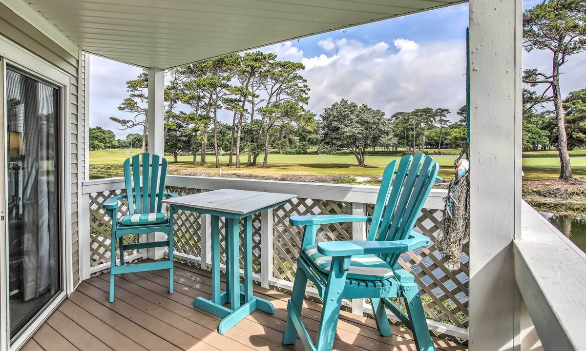 Cherry Grove Beach Condo | Waterfront North Myrtle Beach Condo w/Pool Access