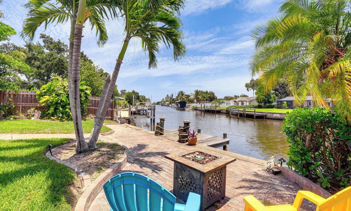 Florida Ridge House | Waterfront Vero Beach Home w/Pool & Boat Dock!