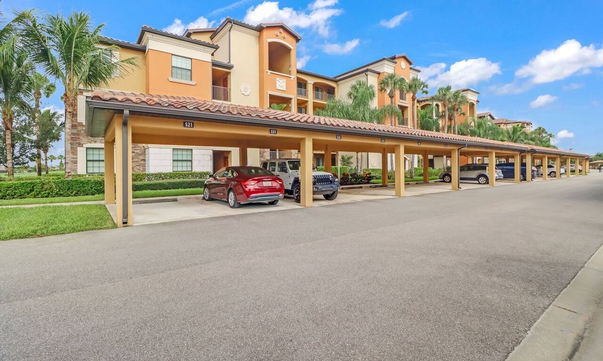 Bonita Springs Condo | Welcome to Bonita National House!