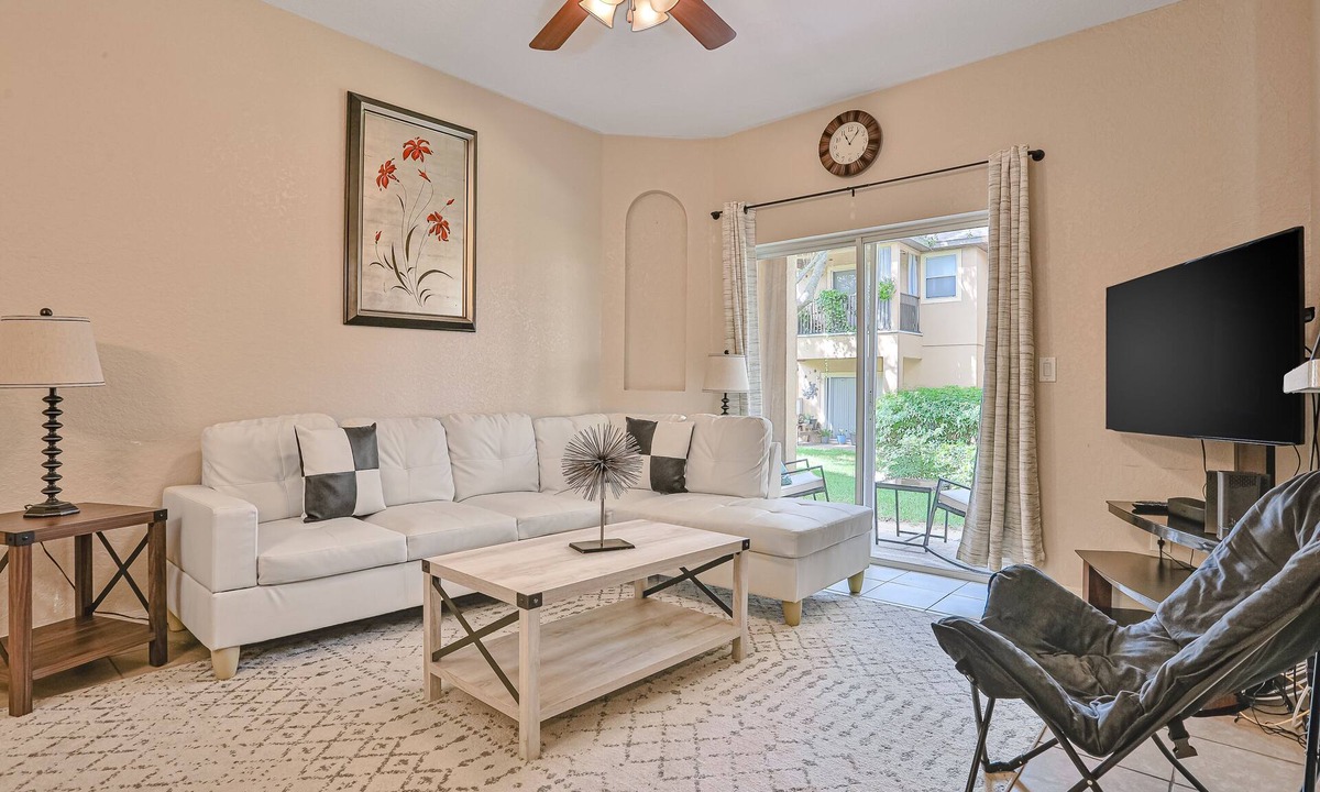 Regal Palms House | Wonderful Davenport Escape W/ Shared Pool, Clubhouse & Fast WiFi - Dogs OK!