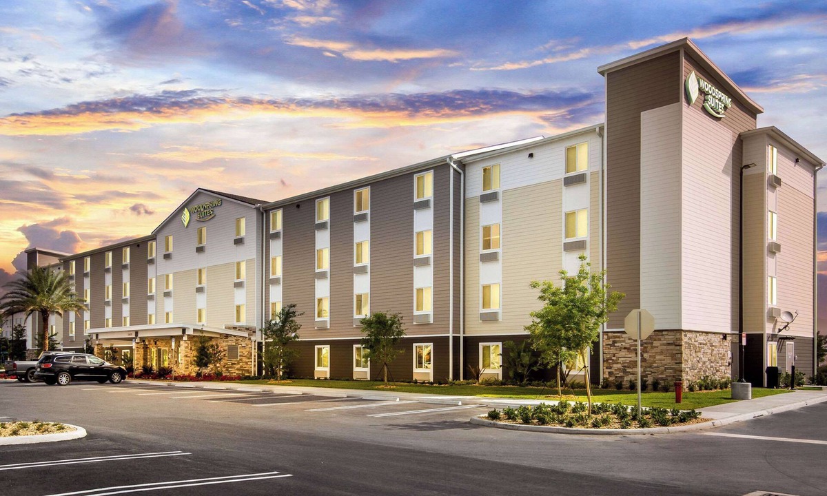 Port Saint Lucie Hotel | WoodSpring Suites Port St. Lucie