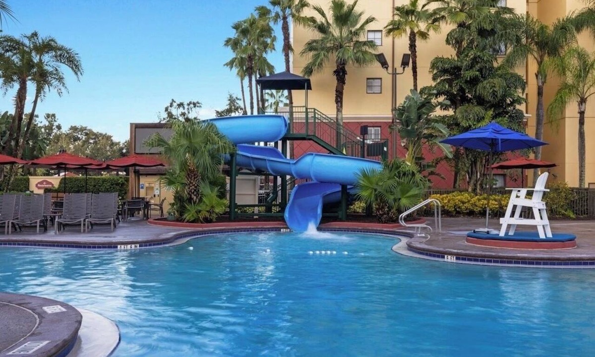 Bay Lake Resort | Wyndham Bonnet Creek Beautiful 2-bedroom near Disney-Sleeps 8!