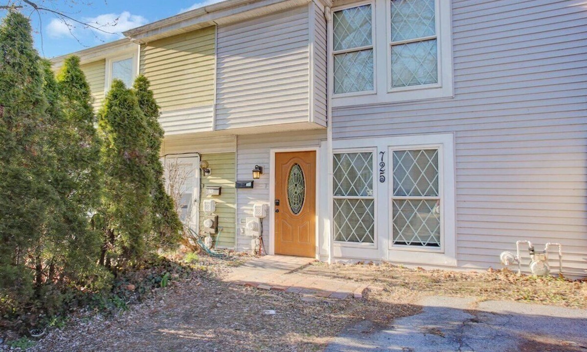 Reading House | Your Home away from Home!