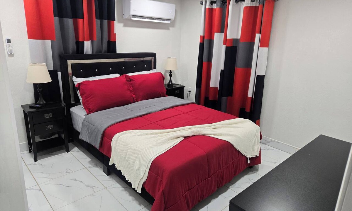 Bearss Plaza Apartment | Your new home awaits! We cant wait for your arrival at our little oasis!