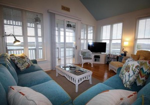 35 Quarterdeck - Three Bedroom House