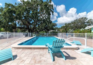6B Newly Renovated Studio at Coastal Cottages!