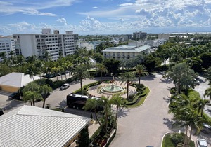 762- Breathtaking Ritz Carlton Apartment Luxury Ritz Carlton 5* Beach Front