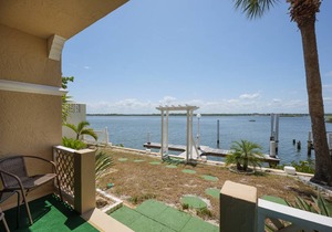 93 m² Condo ∙ 2 bedrooms ∙ 6 guests