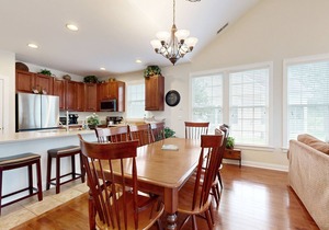 Bear Trap Dunes townhouse w/pool, gym, free WiFi, and shared sauna