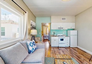 Bungalow Beach Place 8