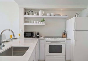 Gorgeous Bay View Suite | Coconut Grove Escape