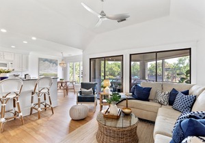 Luxury renovated and stocked villa close to tennis, beach, golf