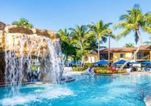 Naples Bay Resort 3 Bedroom Villa. Minutes from the beach!