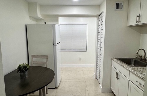 West Little Havana Apartment | 1 bedroom apartment 2 Blocks from MIA Airport/Across from NU Stadium Inter Miami