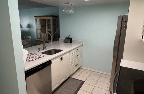 Whitney Beach Condo | 1 Comfy Condo Less than 5 miles from Gulf Beaches