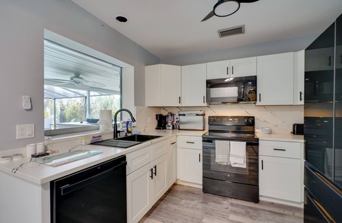 Yacht Club House | < 1 Mi to Four Freedoms Beach: Canal-Front Getaway
