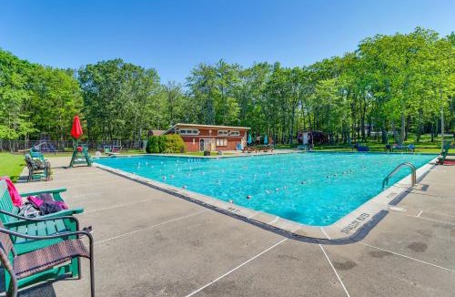 Jim Thorpe House | ~ 1 Mi to Lake: Secluded Poconos Home w/Decks