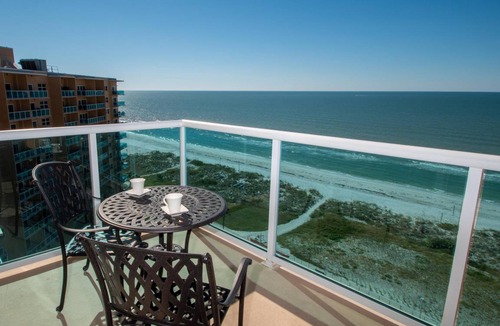 Clearwater Beach Apartment | 102 m² Apartment ∙ 2 bedrooms ∙ 8 guests