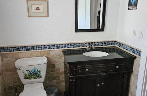 Singer Island Hotel | 106 Deluxe Studio Suite in waterfront hotel in Singer Island, FL