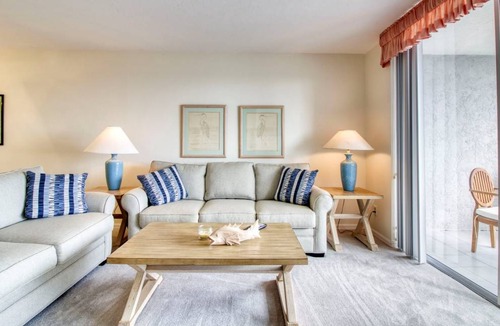 Marco Island Condo | 119 m² Condo ∙ 2 bedrooms ∙ 4 guests