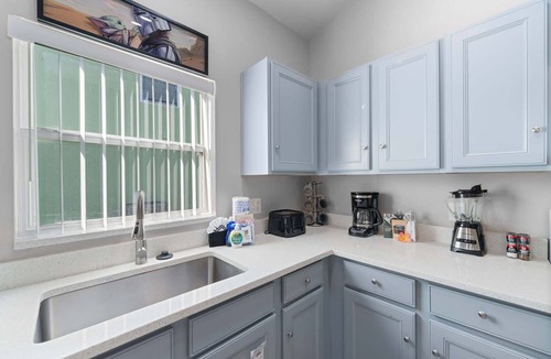 Sandy Ridge House | 12 min to Disney Movie Theater Pool In-ground spa
