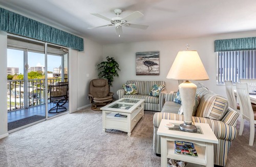 South Island Condo | 121 m² Condo ∙ 2 bedrooms ∙ 6 guests