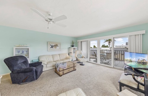 Fort Myers Beach Condo | 122 m² Condo ∙ 2 bedrooms ∙ 4 guests