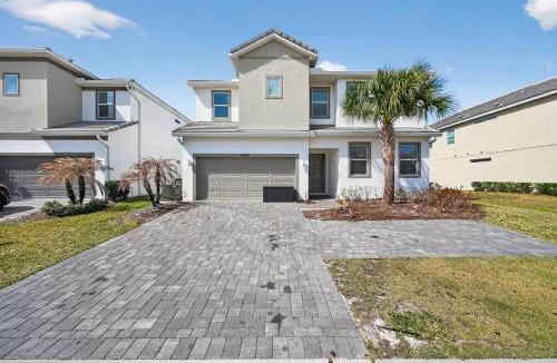 Kissimmee House | 12BR Mansion | Sleeps 30+, GameRoom, Pool, Resort!