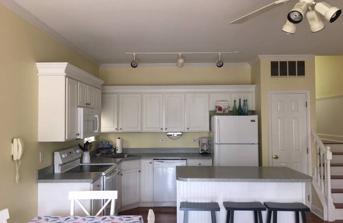 North End Condo | 13th & Central 3BR/2BA. WALK EVERYWHERE