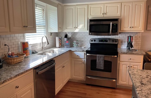 Columbus House | 14 Min to Ft. Benning - 3BR - 1.5 Bath, WiFi, Game Room & Screened Porch