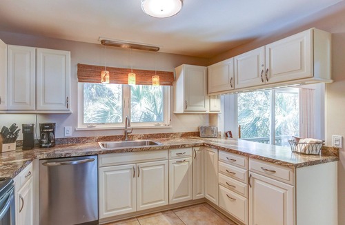 Sea Pines House | 16 Painted Bunting - Oceanfront Home with Private Pool & Spa.