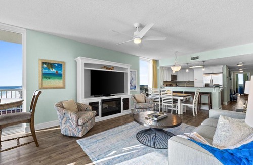 Long Beach Apartment | 16th-Floor Corner Condo at Majestic Beach Resort w/Panoramic Gulf Views