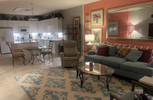 Biggar Condo | 1900 month. Fort Myers. Thru Nov.