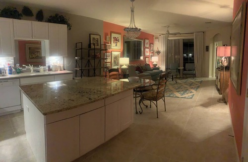 Biggar Condo | 1900 month. Fort Myers. Thru Nov.