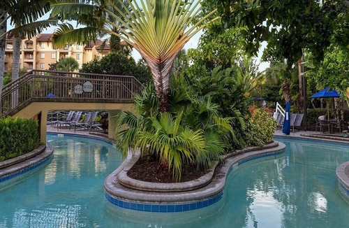 Lake Buena Vista Condo | 1BR Deluxe Unit Near Disney Free Shuttle To Park