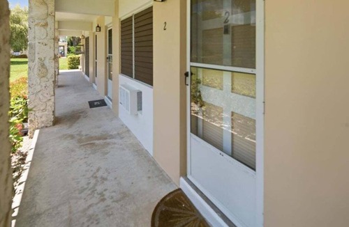 Marco Island Condo | 1BR Marco Island condo with pool, WiFi, kitchen, and heated pool.