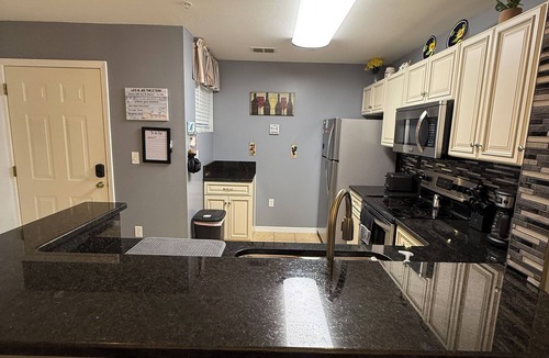 Iona Condo | 1st Floor Condo Close to Shopping, Minutes from the Beach! Gated Community