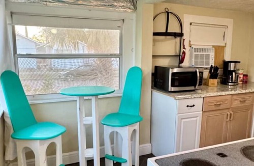 United Central House | 2/1 St Pete 🏠-3 mi to Beach 1 mile to Downtown. New listing discounts